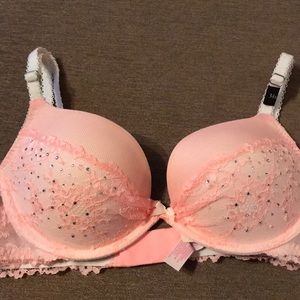 Victoria’s Secret Bra